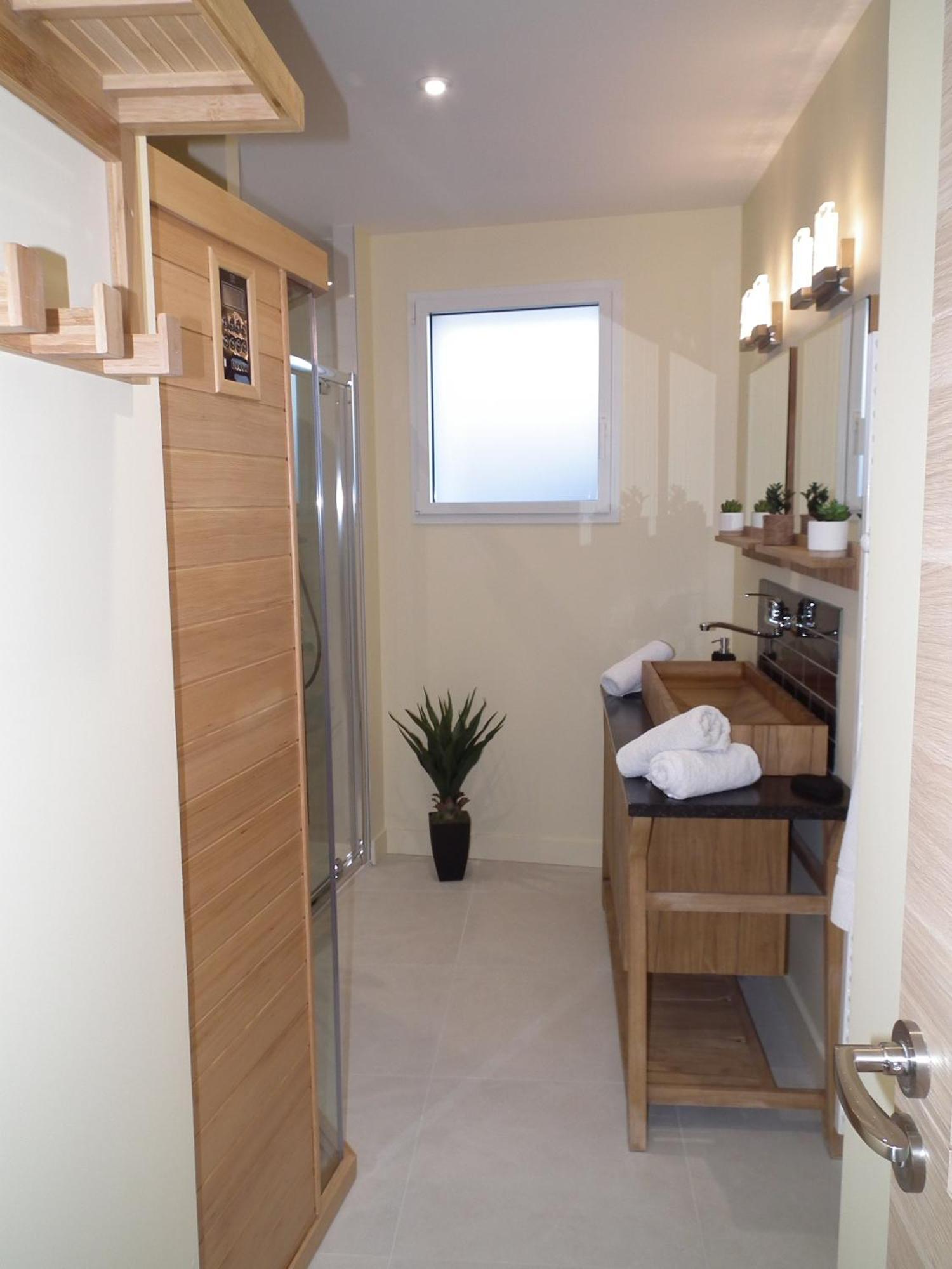 Les Maisons De Louise Pirou Habitación foto