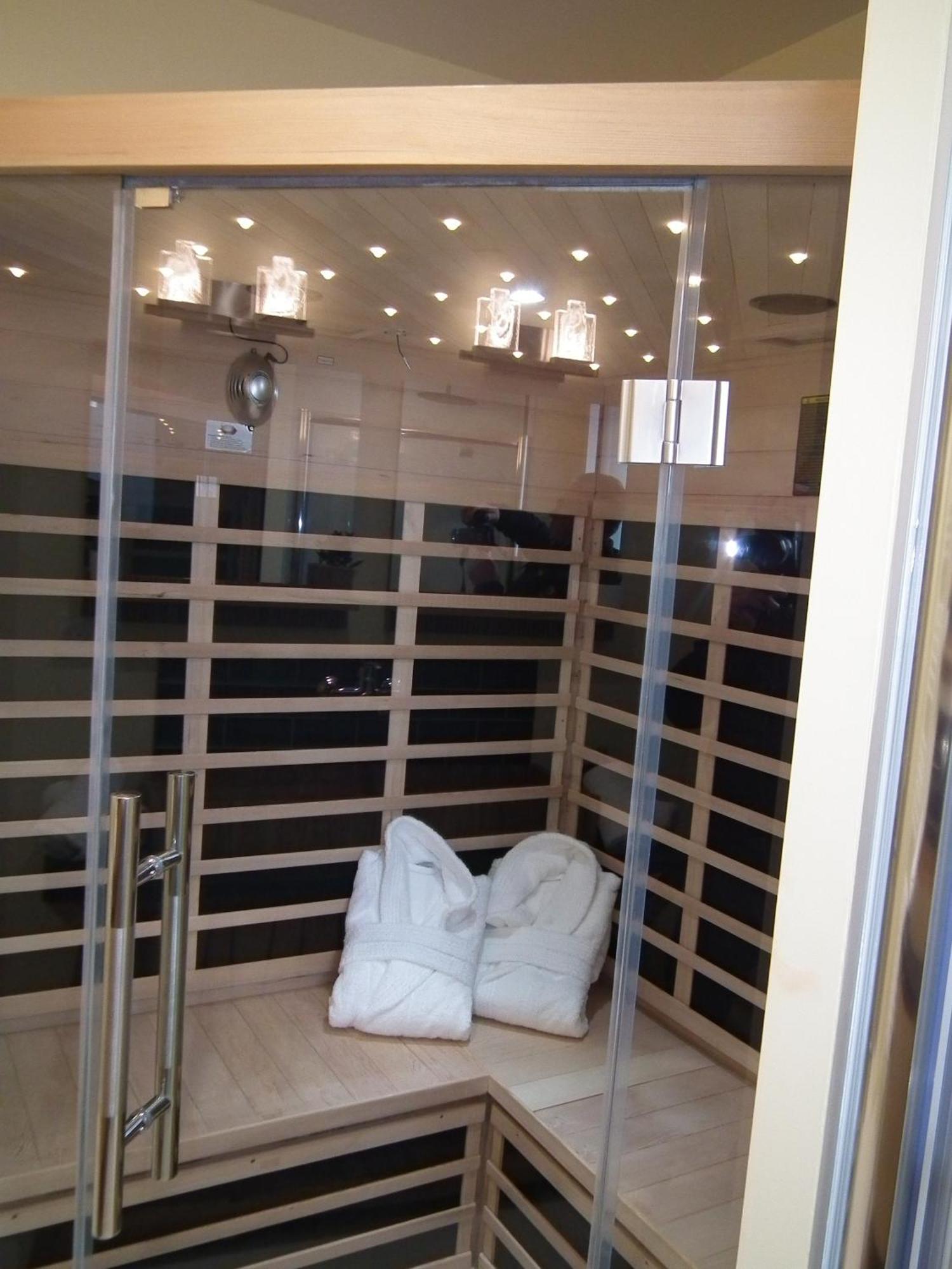 Les Maisons De Louise Pirou Habitación foto