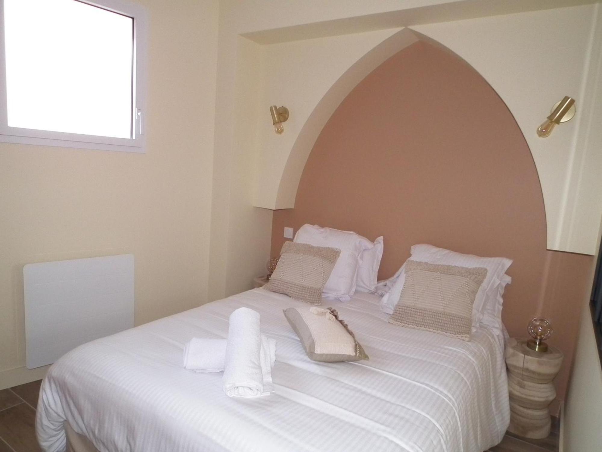 Les Maisons De Louise Pirou Habitación foto